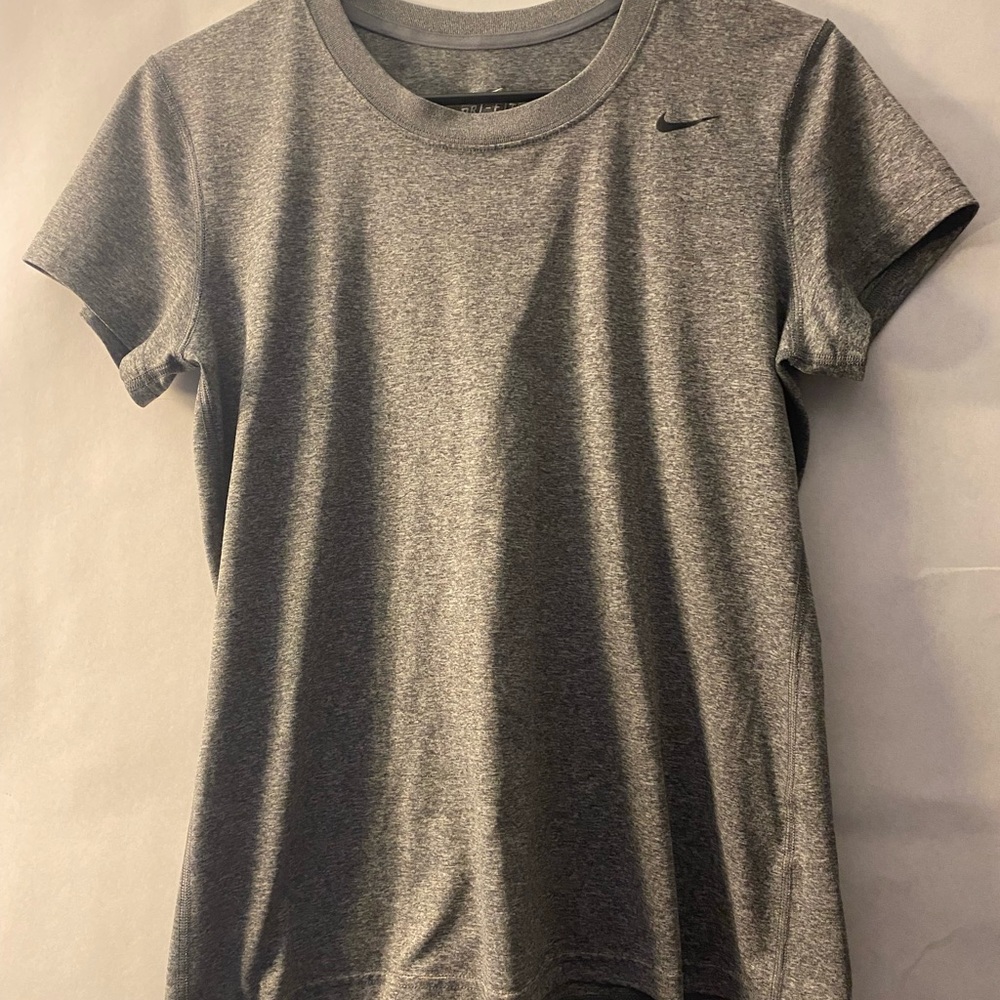 Nike Gray Fitted Short Sleeve Tee